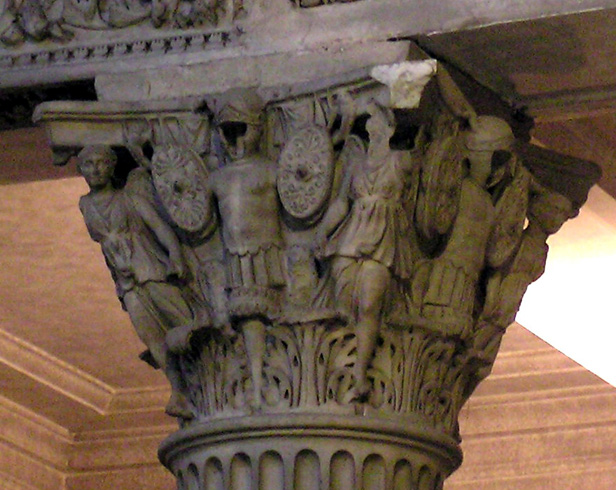Capitello corinzio figurato, Roma, S.Lorenzo f.l.m.
