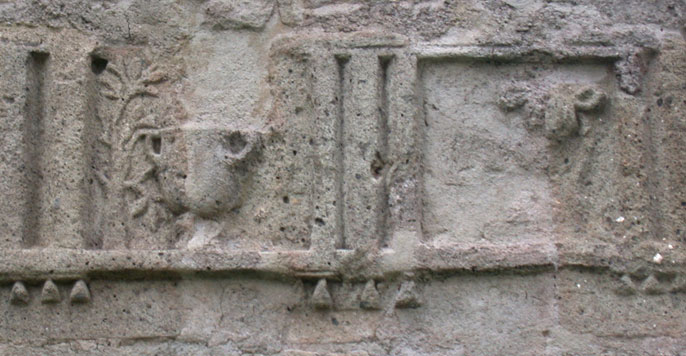 Fregio dorico, da Roma, via Appia antica